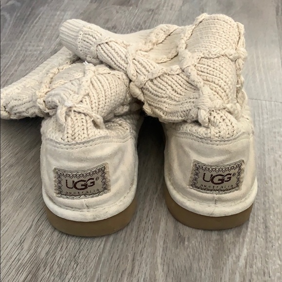 UGG Boots Knitted - Picture 2 of 6